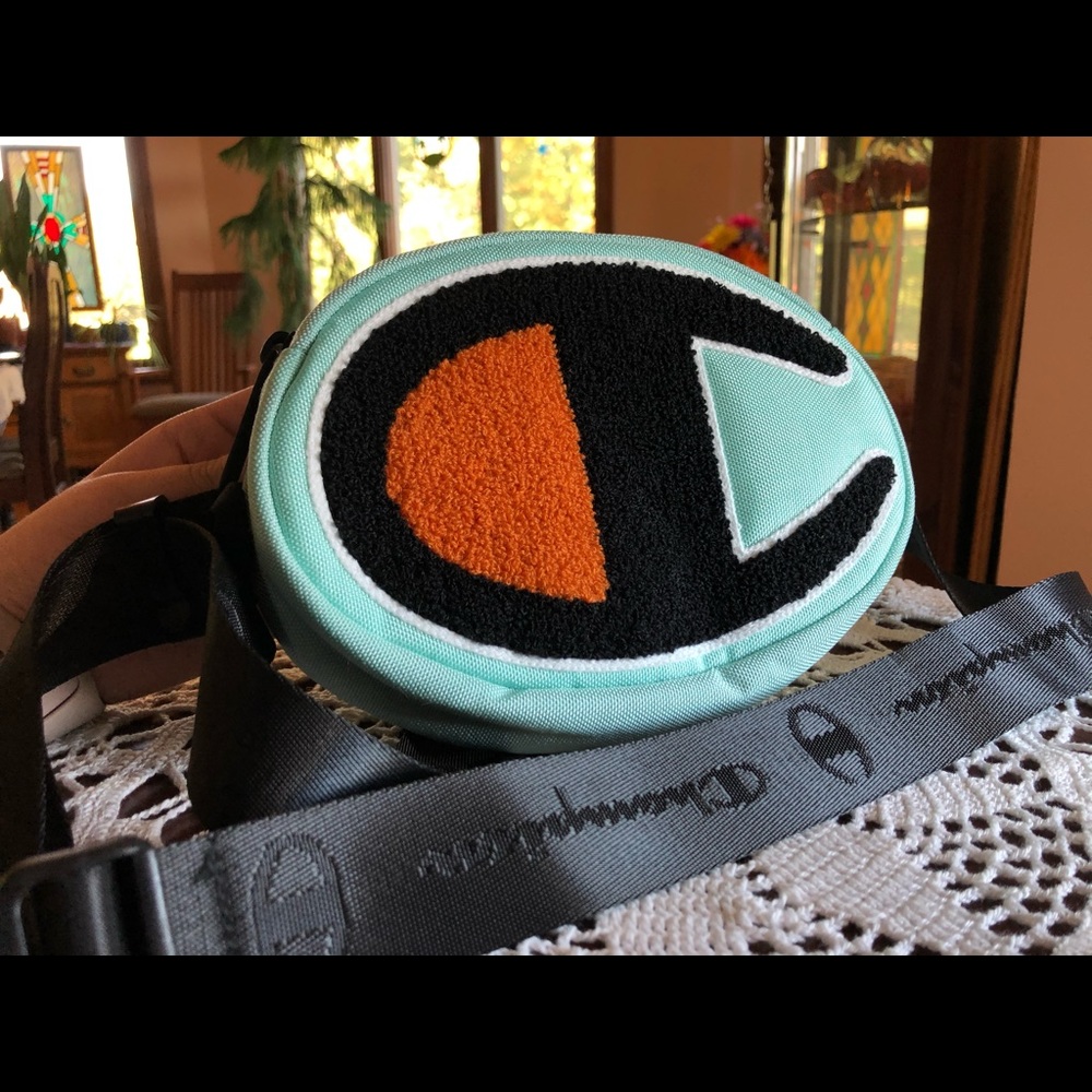 Champion Body Belt Bag